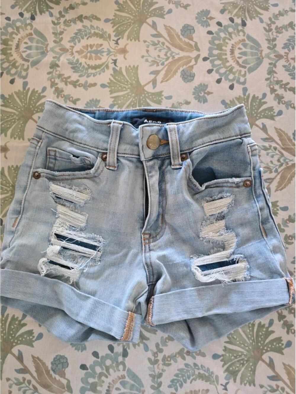 Aero Aeropostle Midi High-rise Light Blue Distressed Denim Shorts Size 000